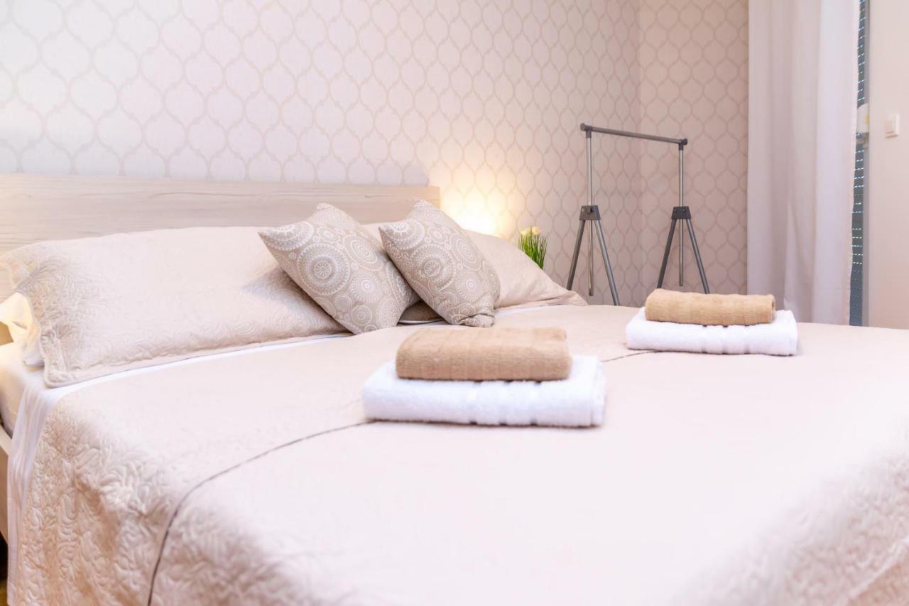 Boki Apartment Zadar Bagian luar foto